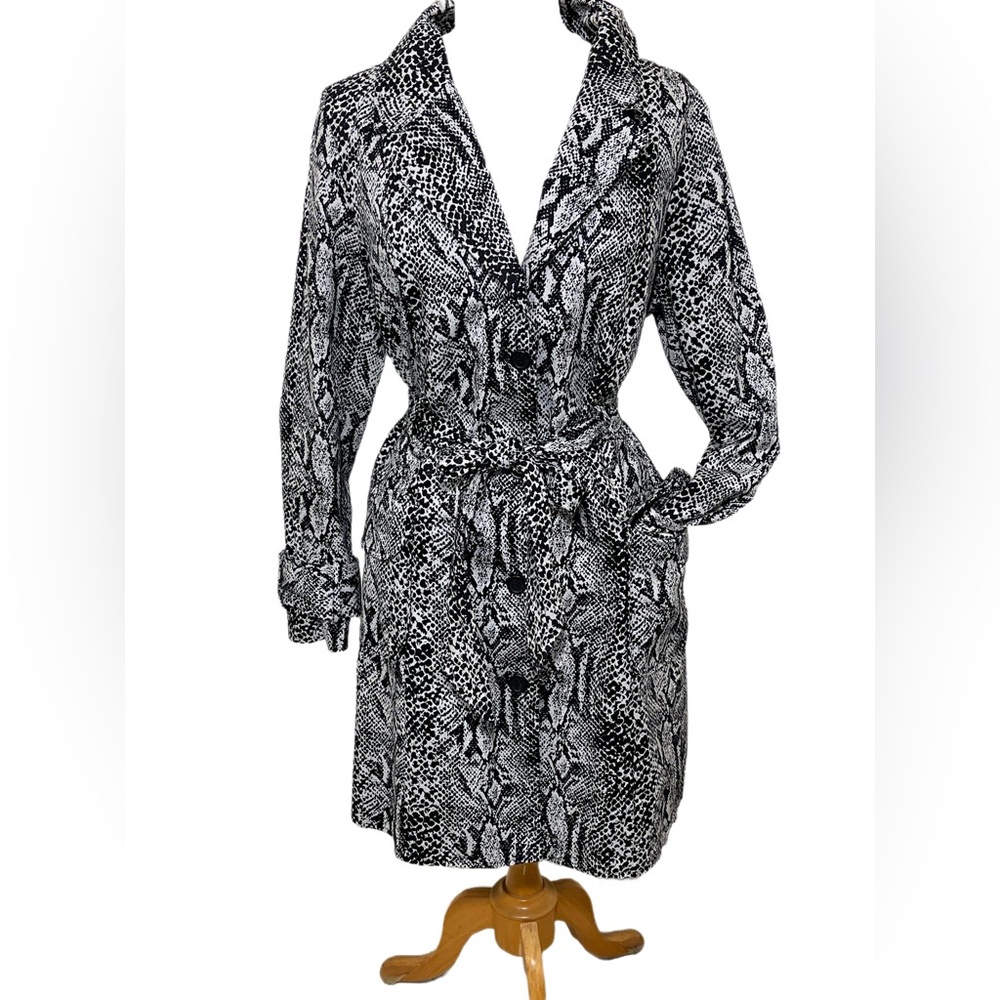 Who What Wear Monochrome Animal Print Jacket